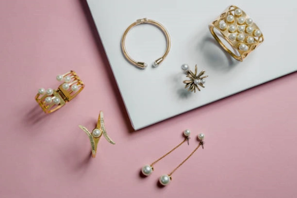 6 Unique Earrings to Make a Statement