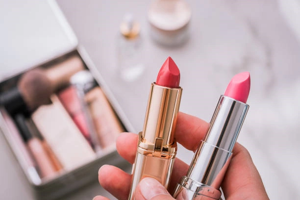 6 Best Lipsticks for Every Skin Tone