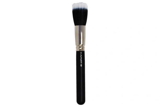 MAC Brush 187 Duo Fibre brush for Face